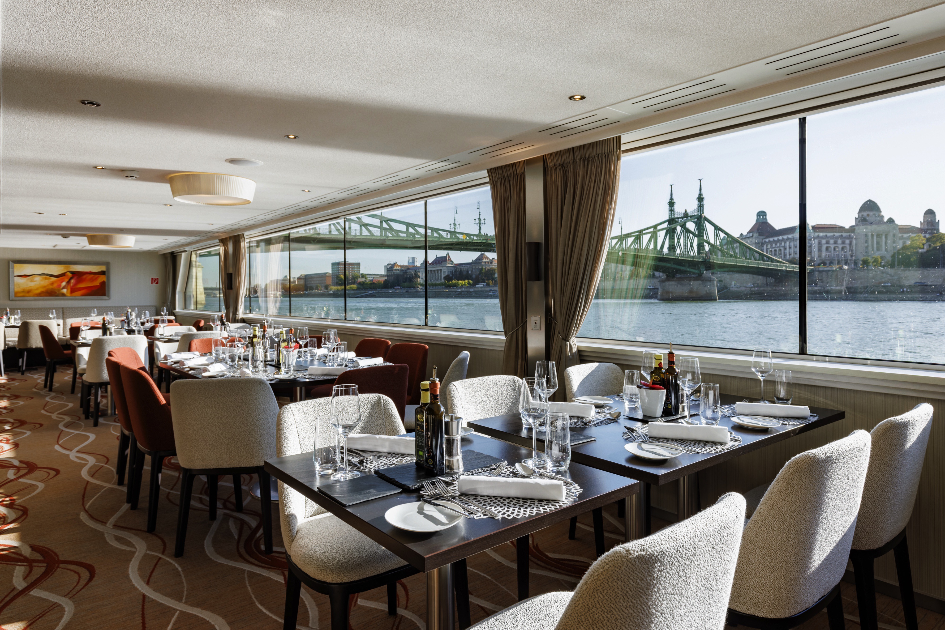 Avalon Illumination - Panorama Dining Room